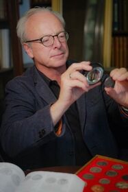 Briefmarkenhändler Wolfgang Graf